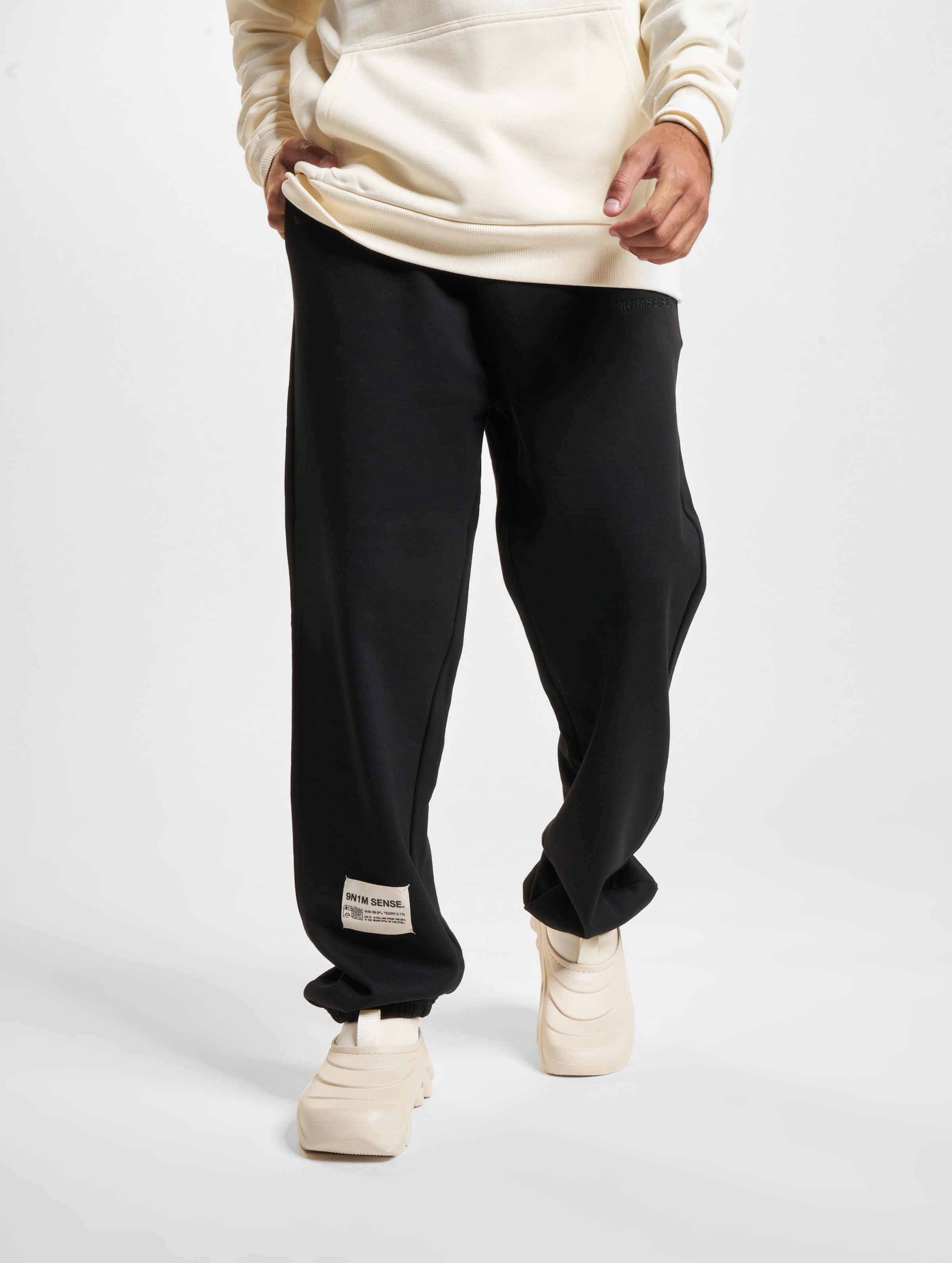 9N1M SENSE Sense Essential Jogginghose