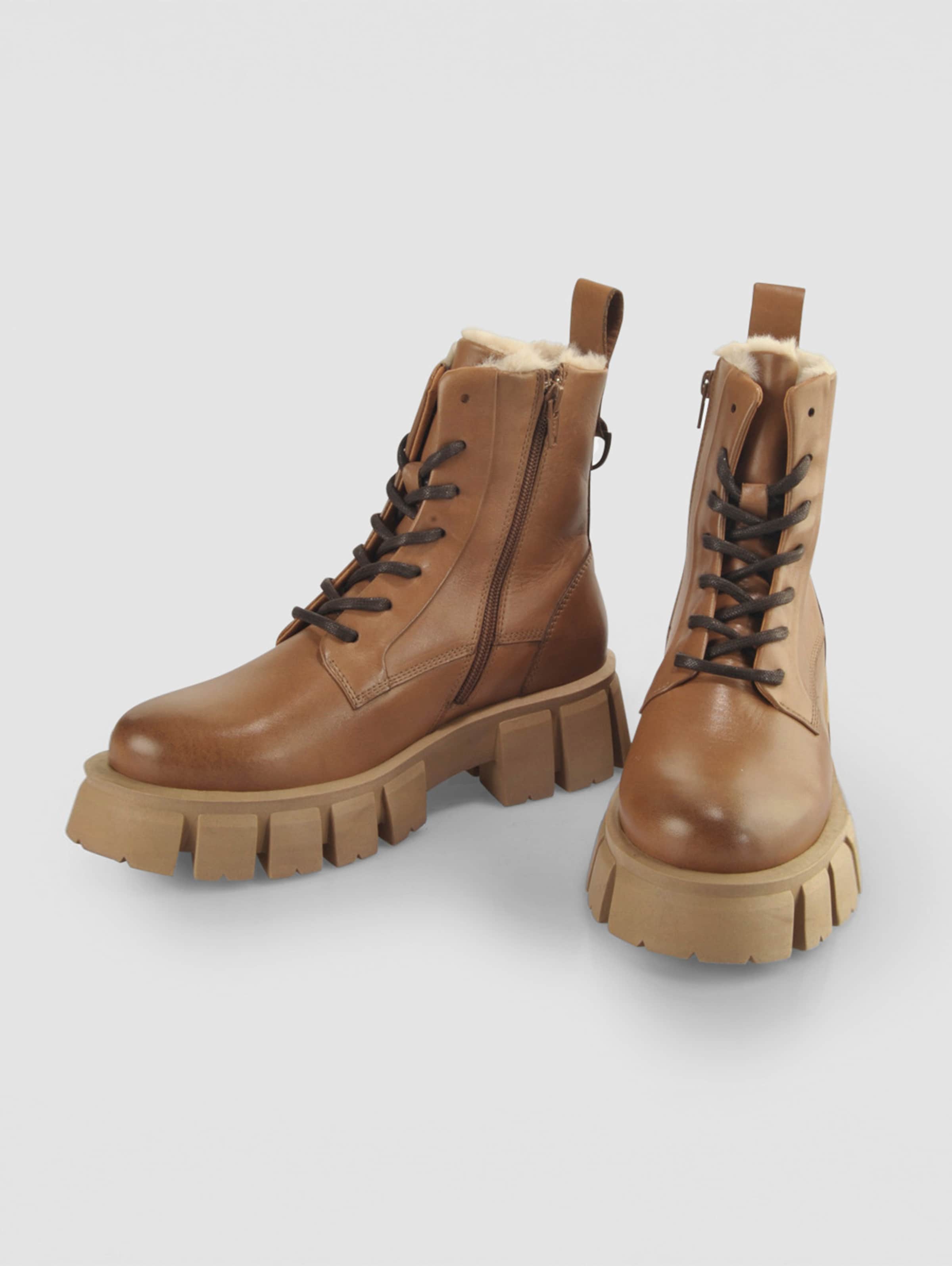Buffalo Escape Lace Up Mid Warm Boots