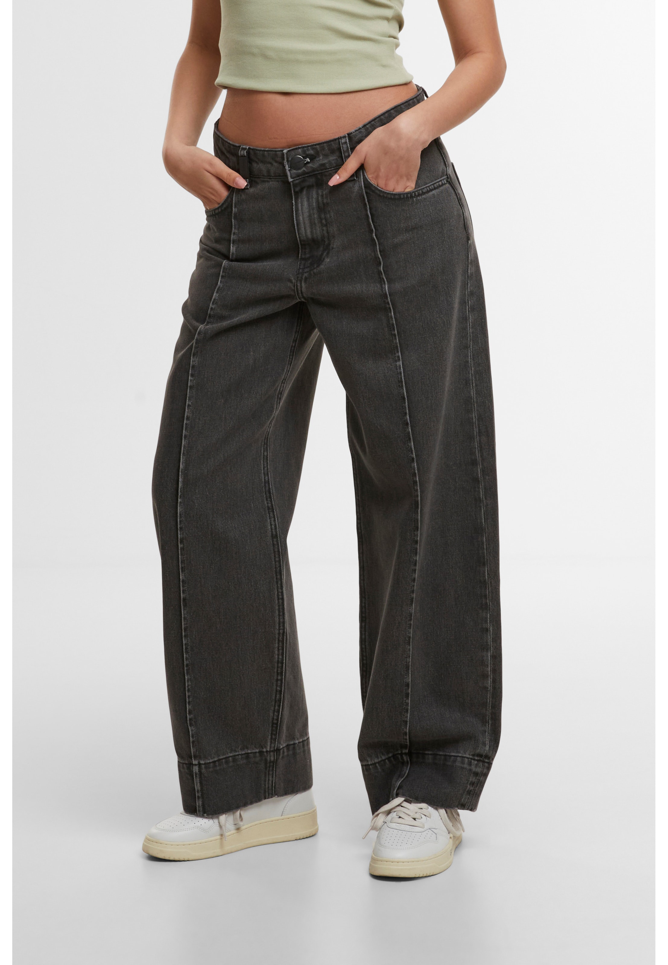 2Y Studios Ayana Balloon Fit Jeans