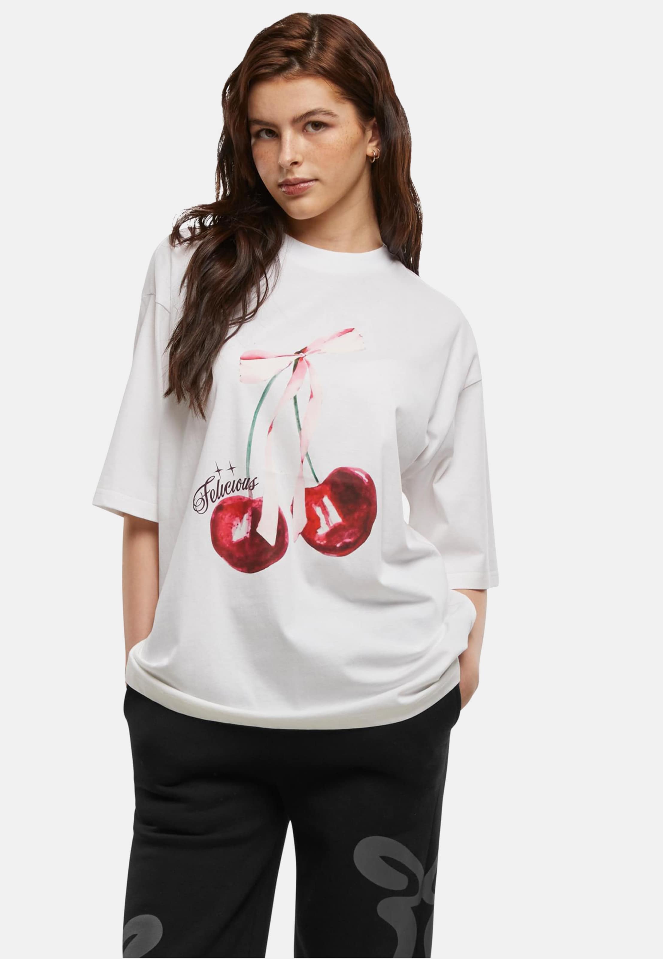Felicious Cherry Oversize Tee