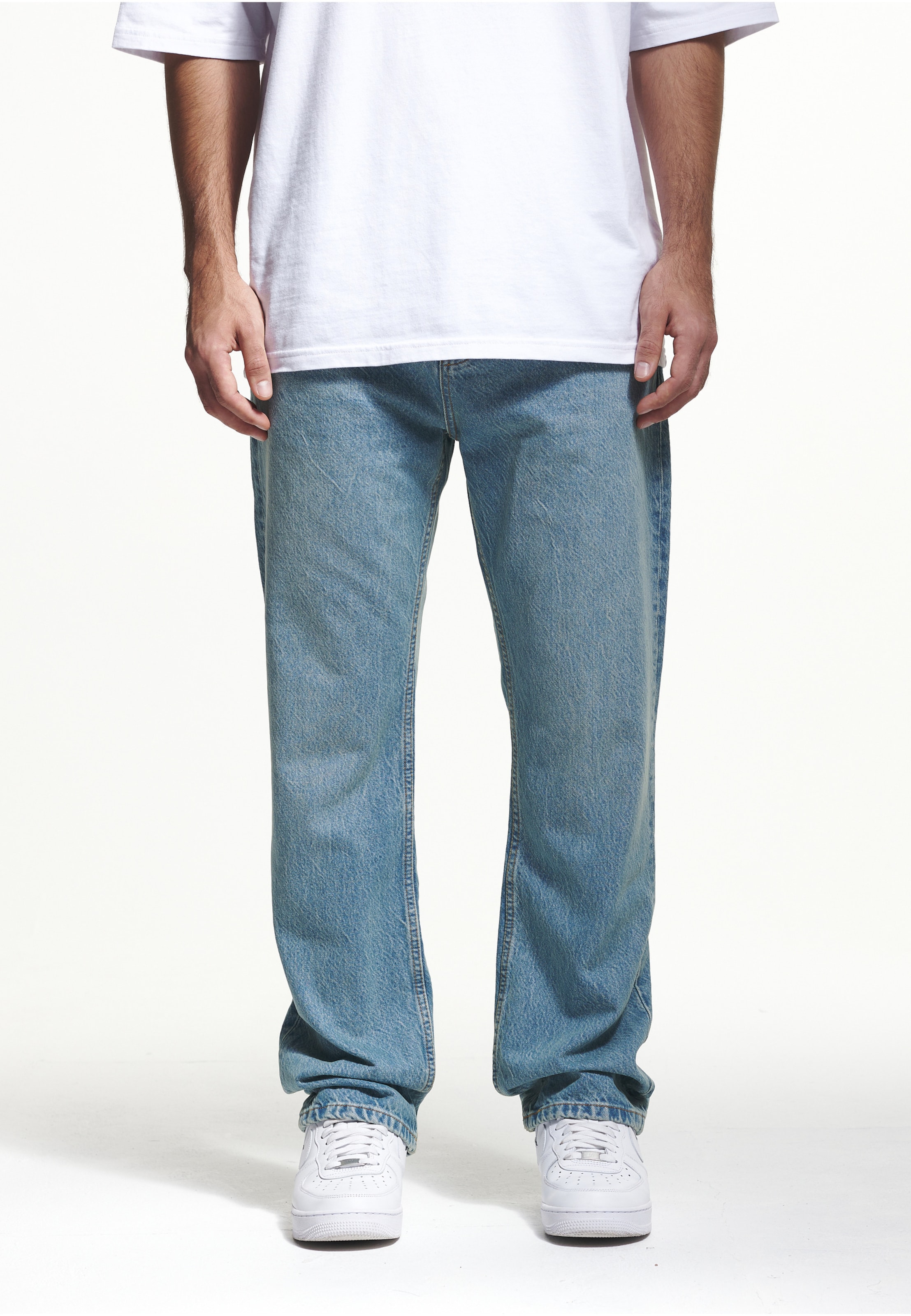 2Y Studios Gabrie Basic Straight Jeans