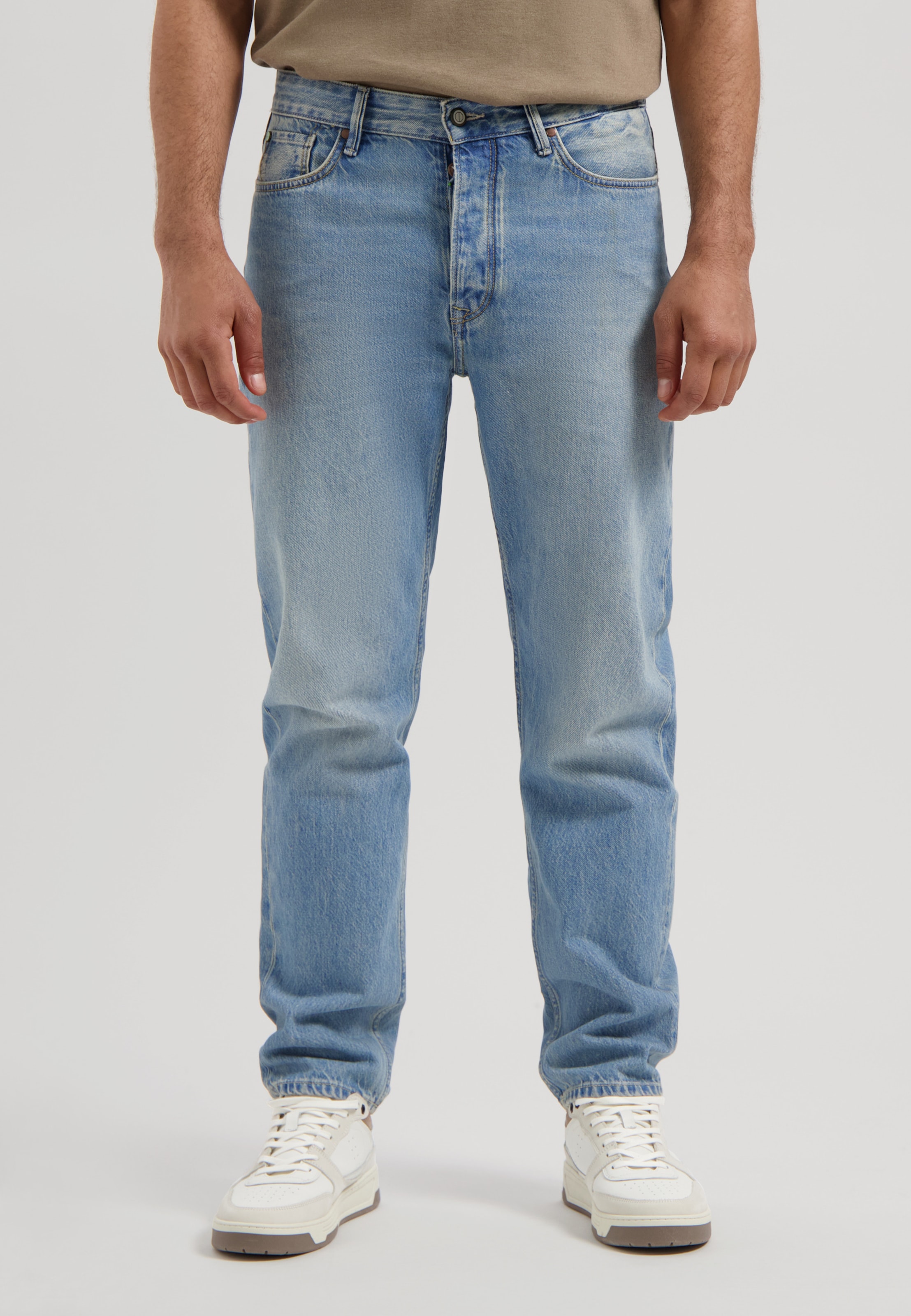 Dstrezzed Logan 5-Pocket