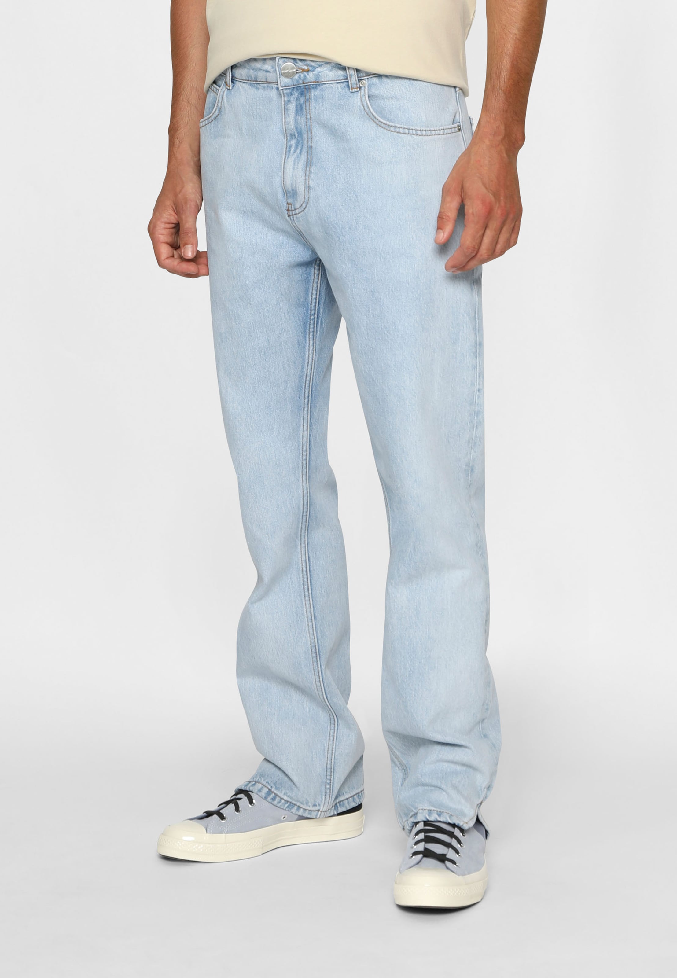 2Y Studios Amaru Ankle Straight Jeans