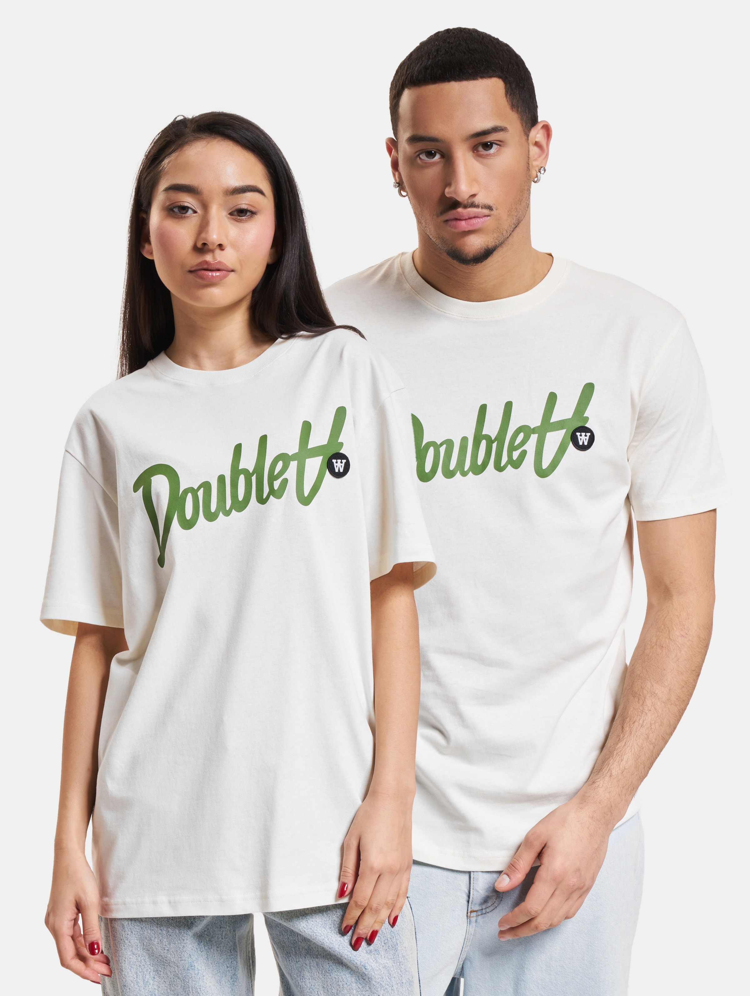 Wood Ace Script & Badge T-Shirt