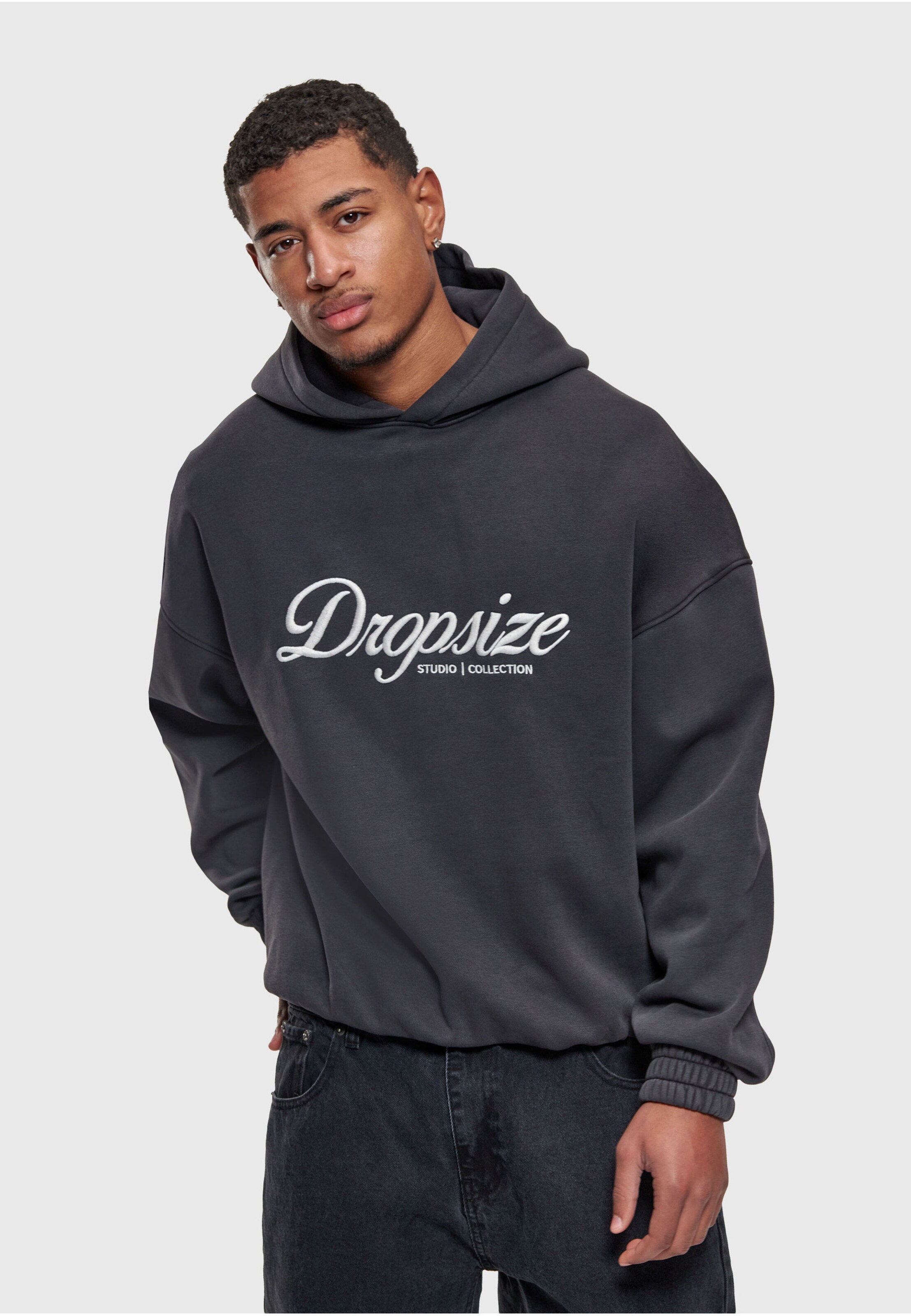 Dropsize EXCLUSIVE EMBROIDERY BOMBER HOODIE