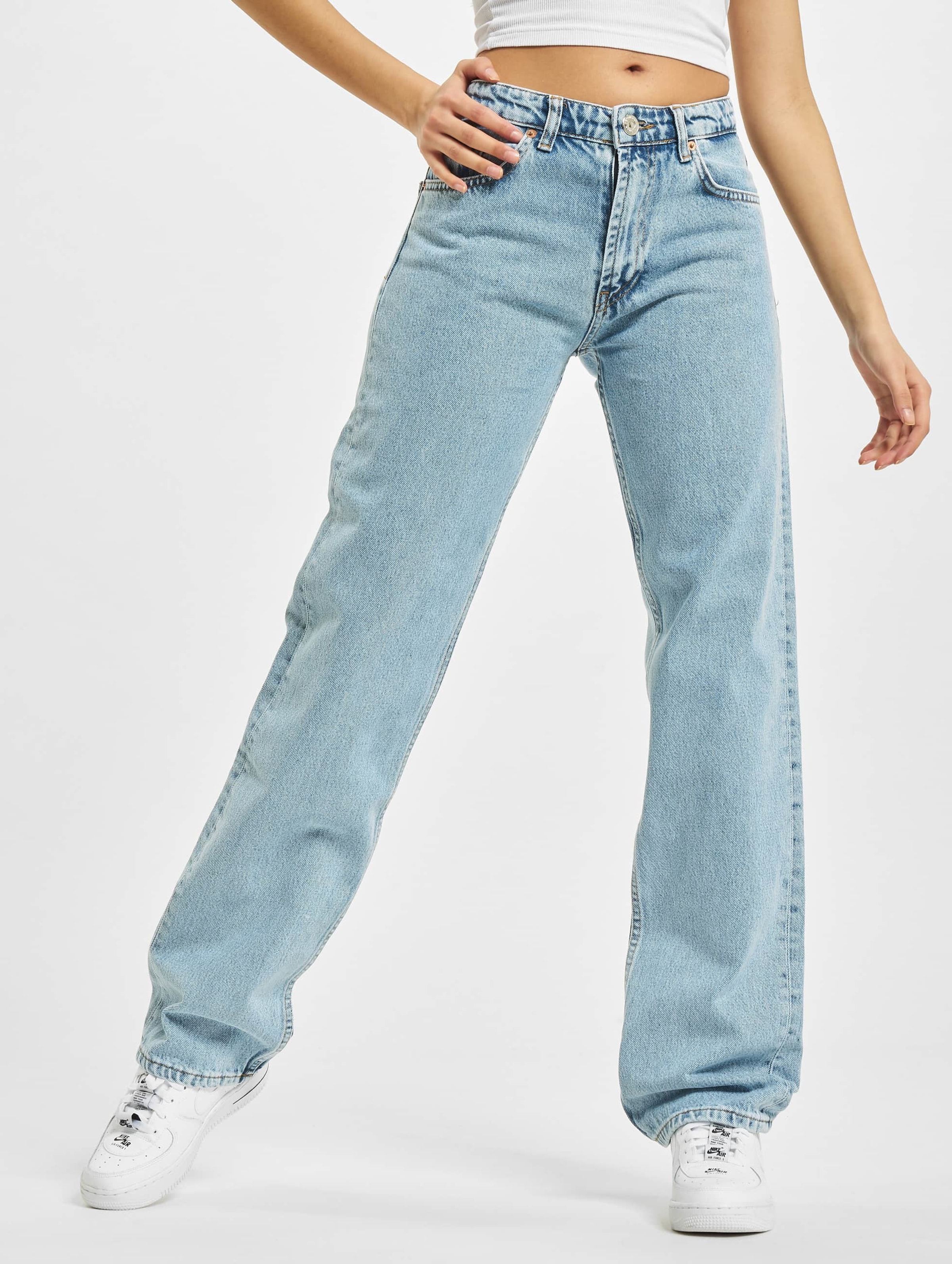 2Y Premium Ladies Basic Mom Jeans