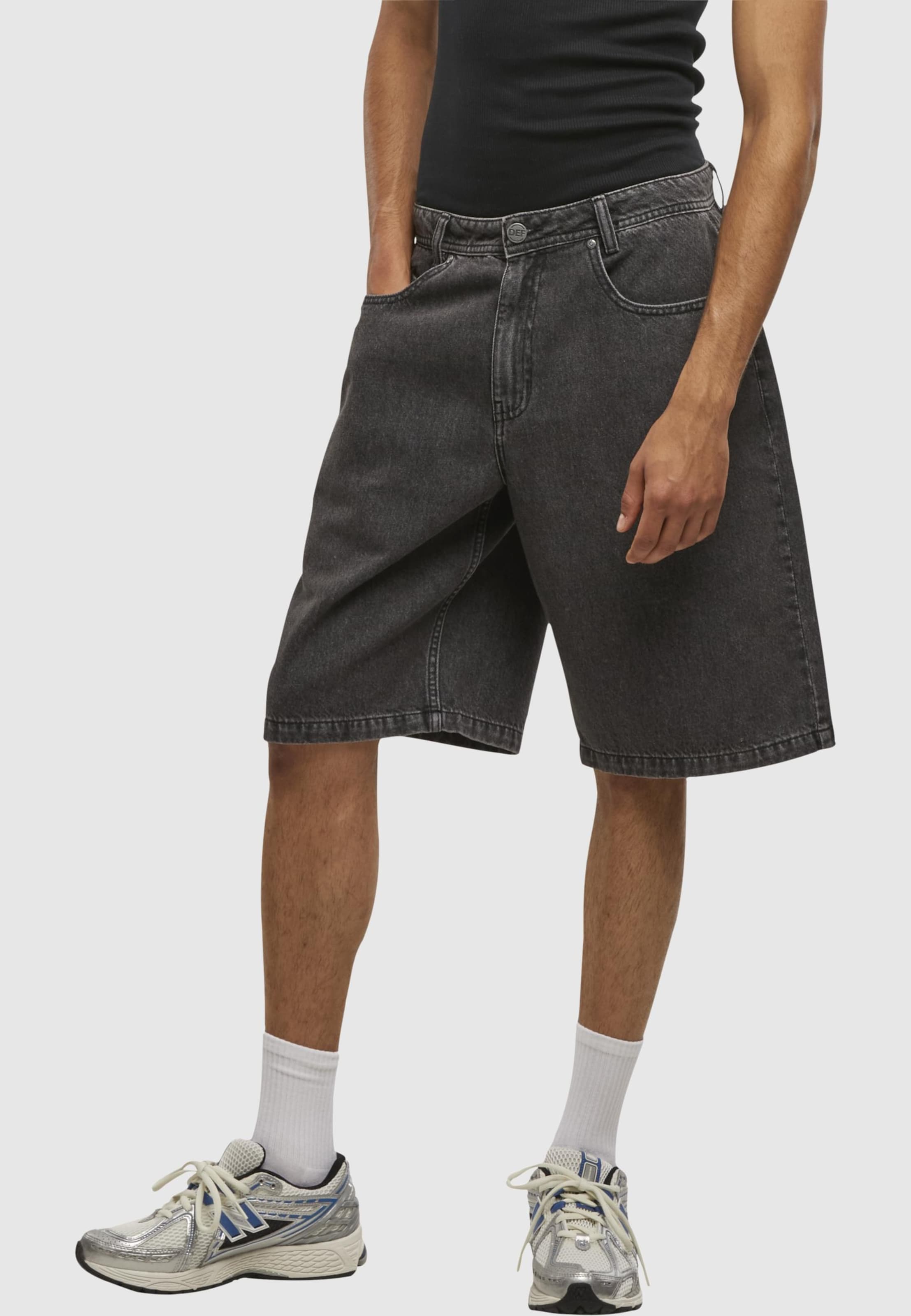 DEF SKATER Short