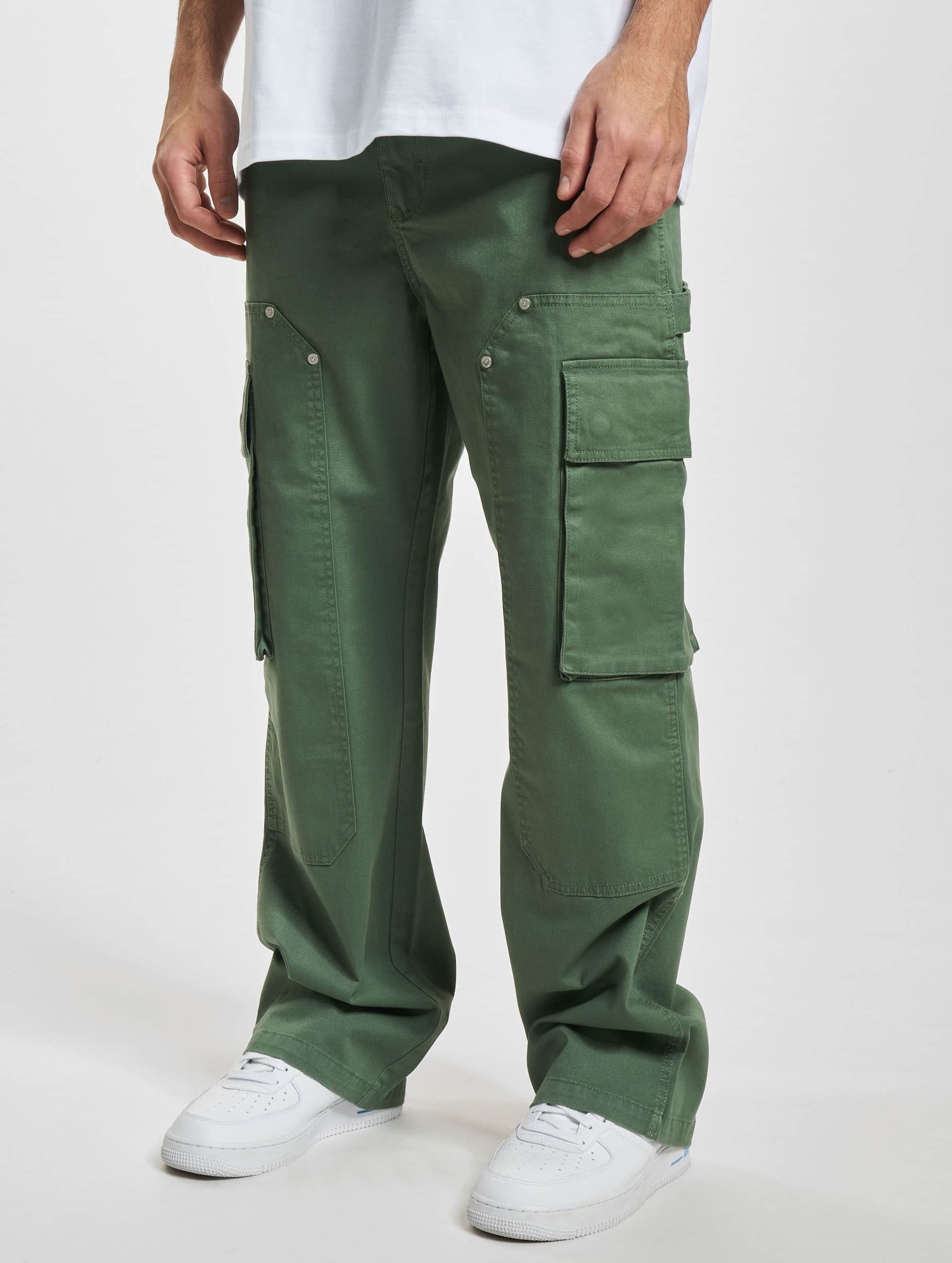 Sean John JM231-005-01 SJ Script Logo Knee Patch Cargopants