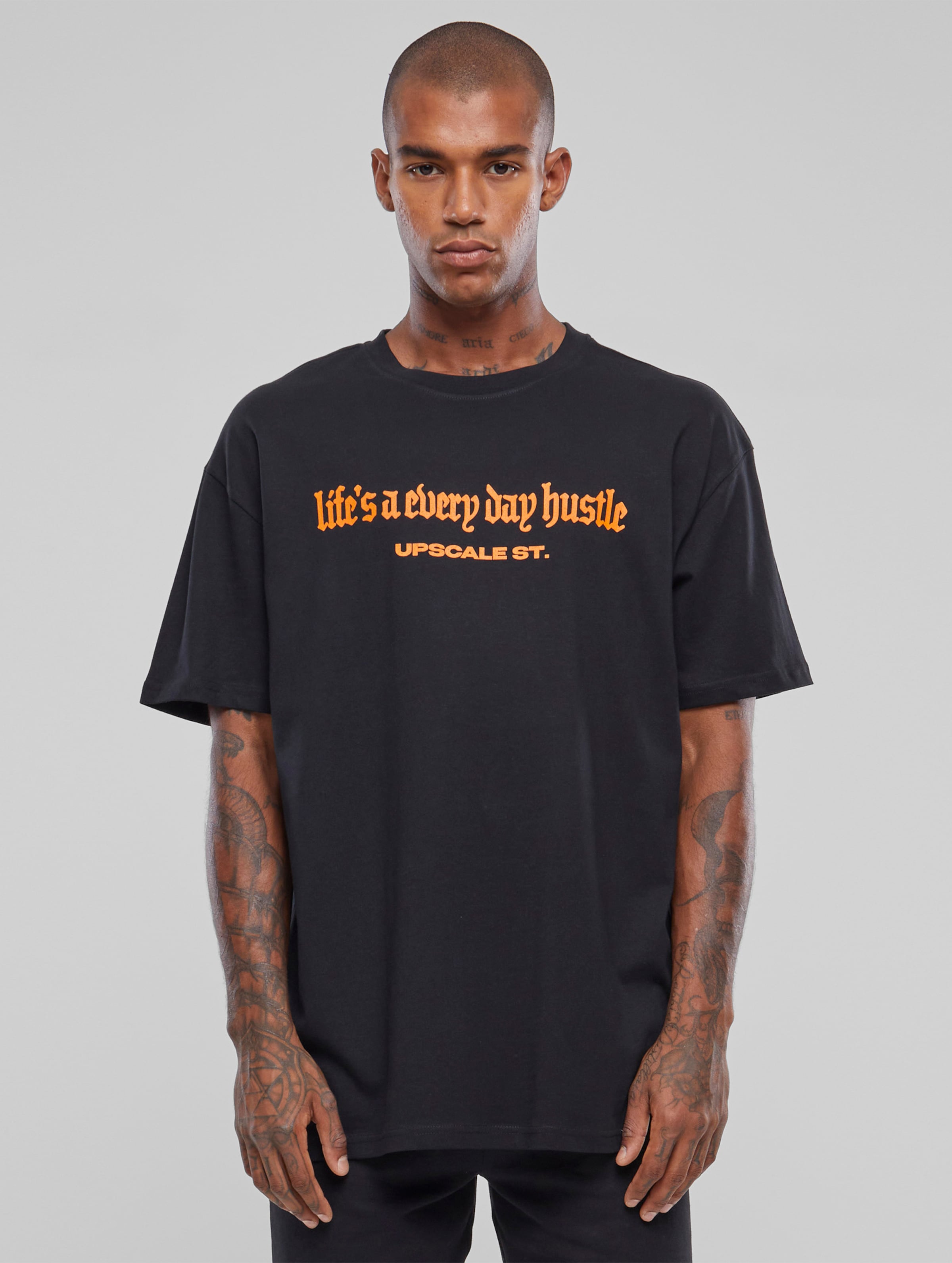 Mister Tee Upscale Hustle Oversize