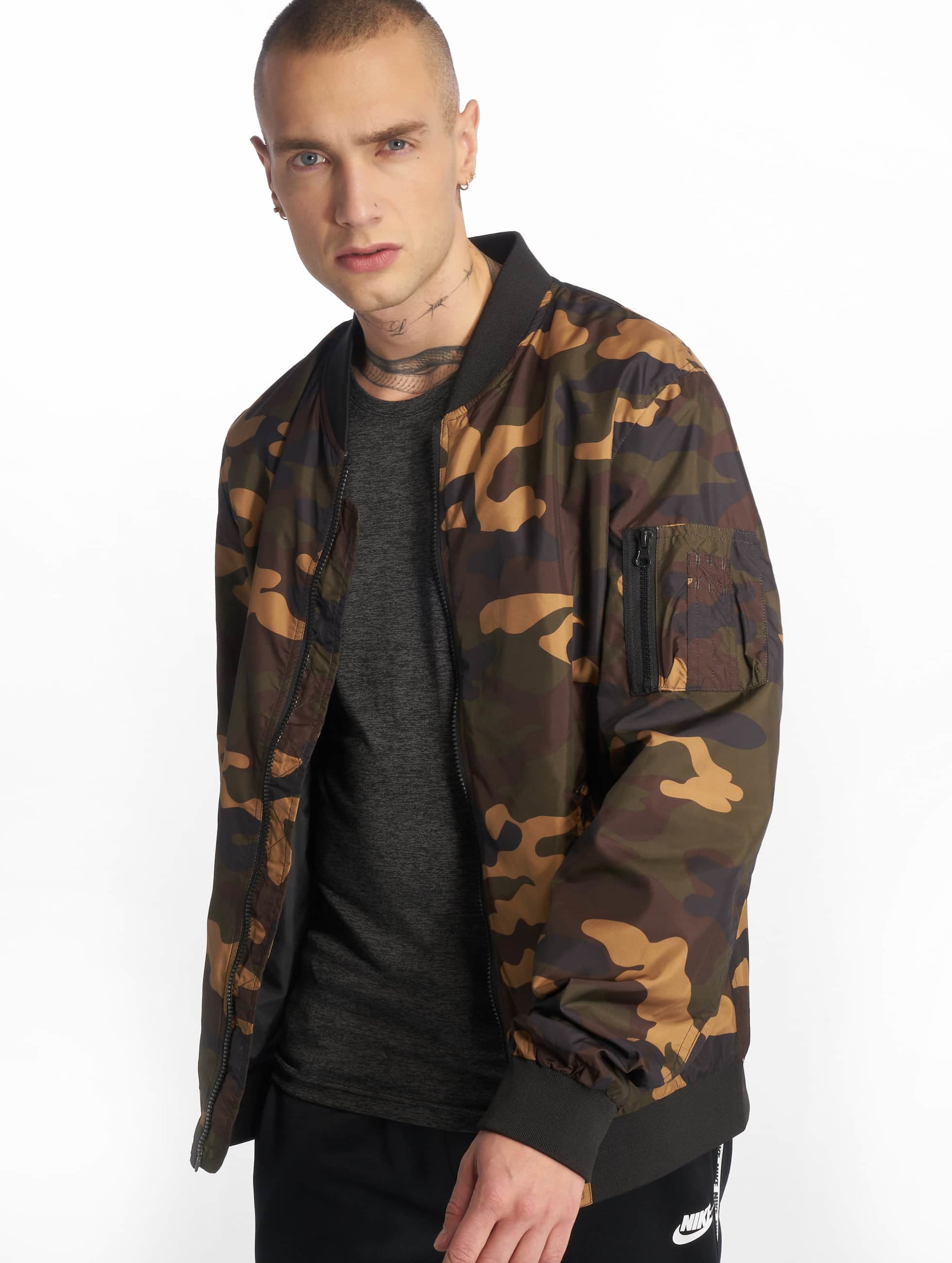 Urban Classics Light Camo Bomber Jacket