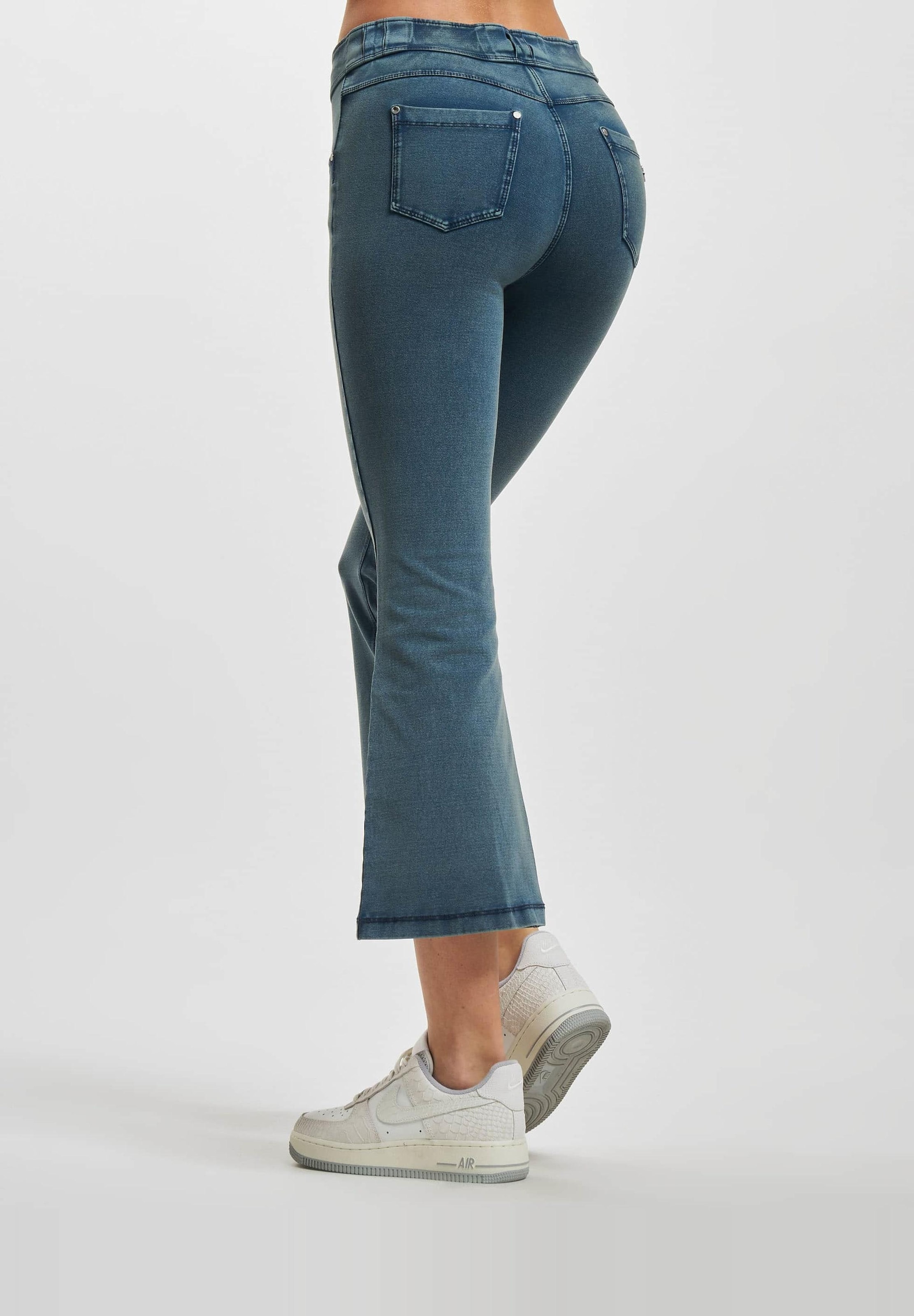 Freddy N.O.W. Mittlerer Taillenbund 7/8 Flared Denim Effekt Bootcut Jeans