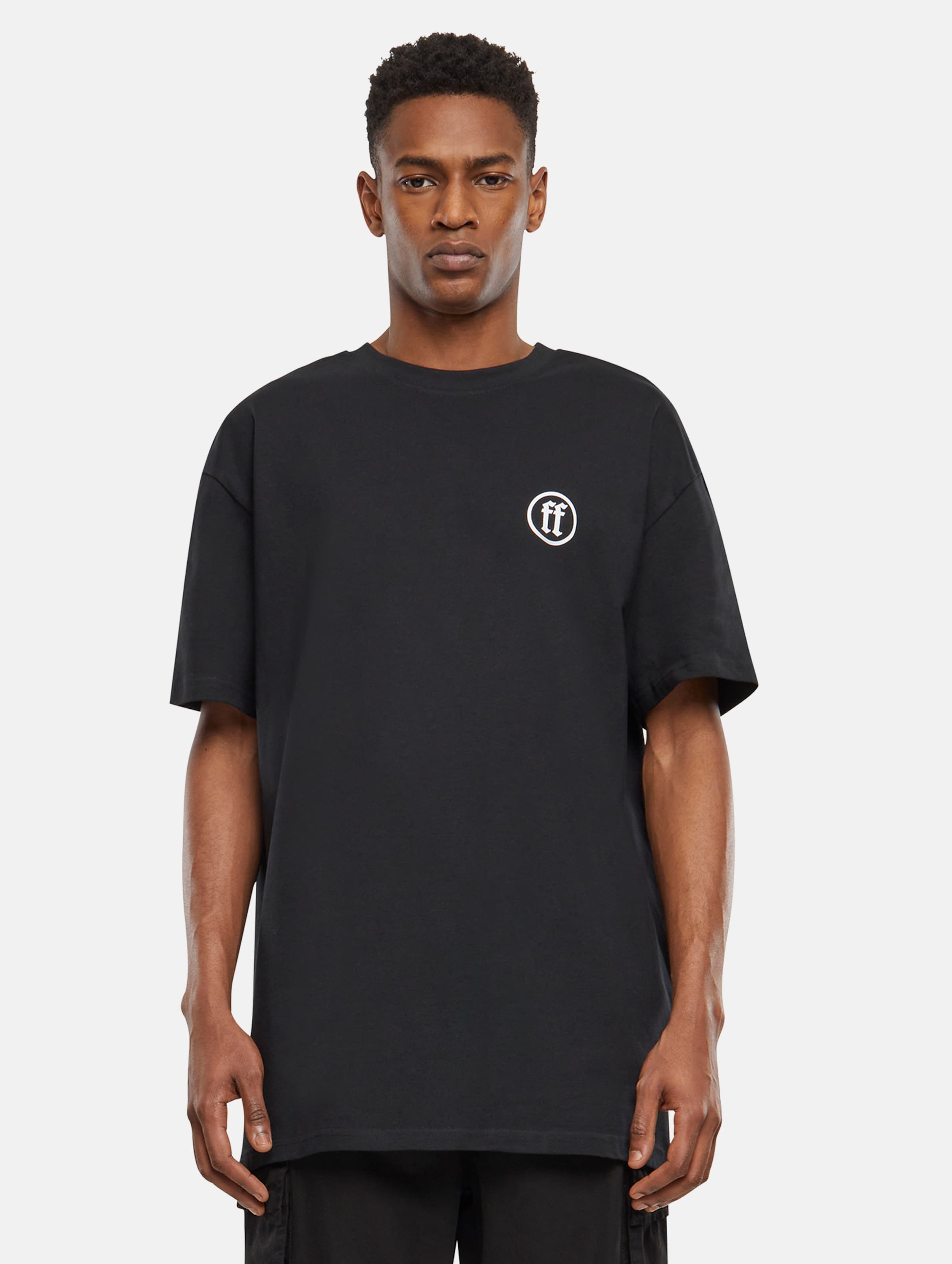 Forgotten Faces Moth Muzzle Oversize T-Shirt