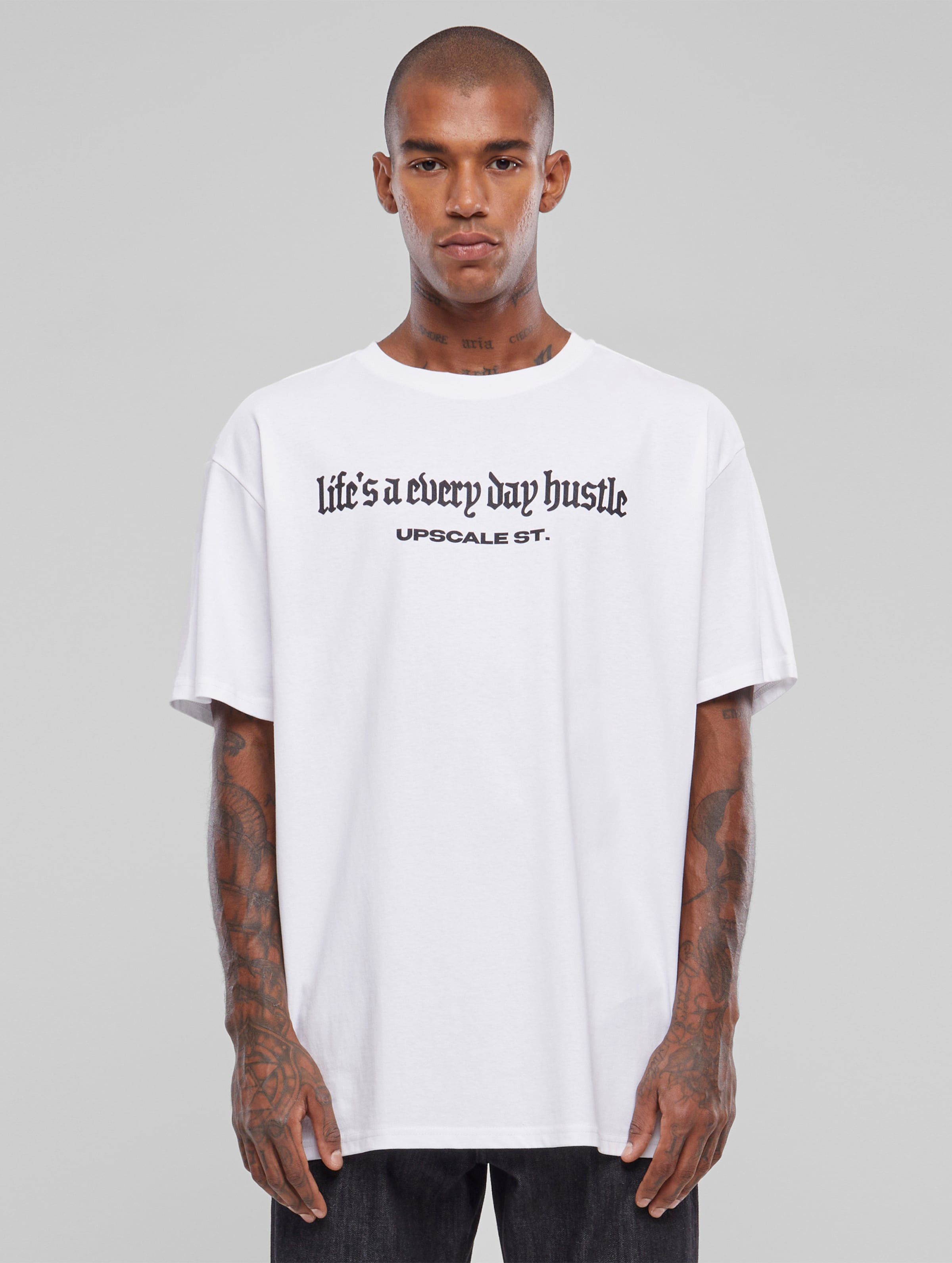 Mister Tee Upscale Hustle Oversize